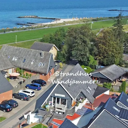 Steuerboard Mit Eingez Terrasse Direkt Am Hundestrand Lägenhet