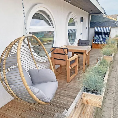 Steuerboard Mit Eingez Terrasse Direkt Am Hundestrand *